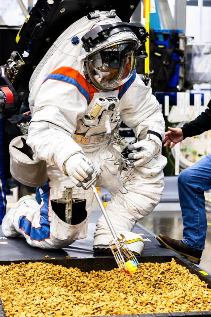 The AxEMU spacesuit
