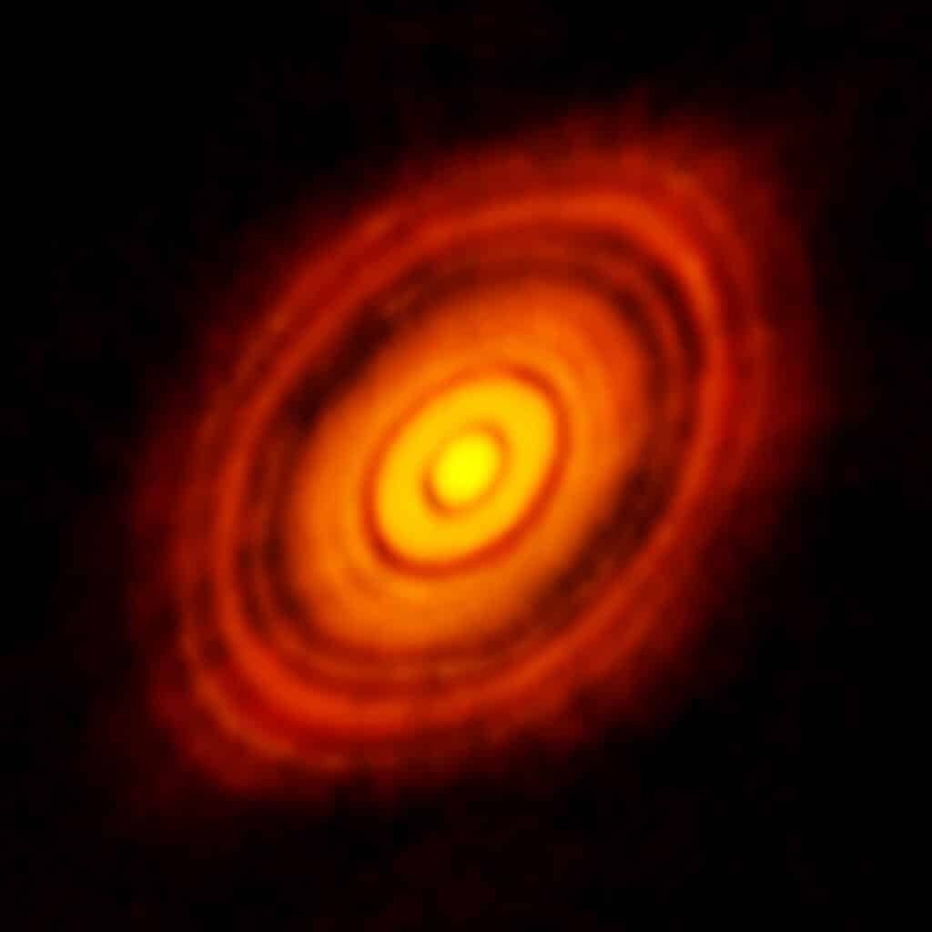 This is the sharpest image ever taken by ALMA — sharper than is routinely achieved in visible light with the NASA/ESA Hubble Space Telescope